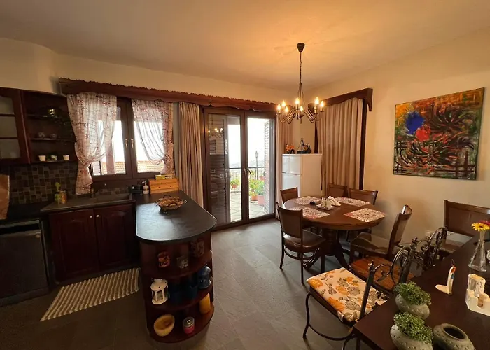 Αετοφωλιά-Aetofolia